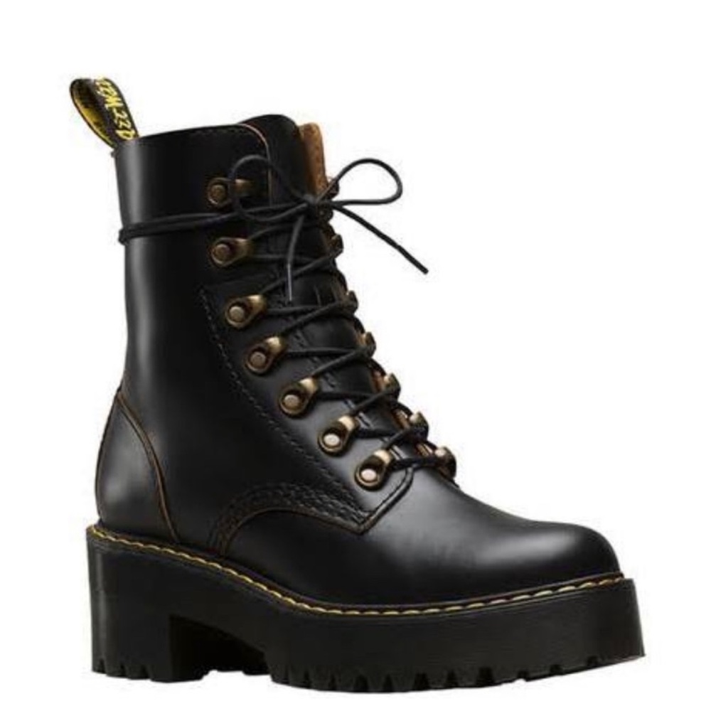 Dr MARTENS LEONA BLACK Vintage Smooth Size: 6 - Picture 3 of 8